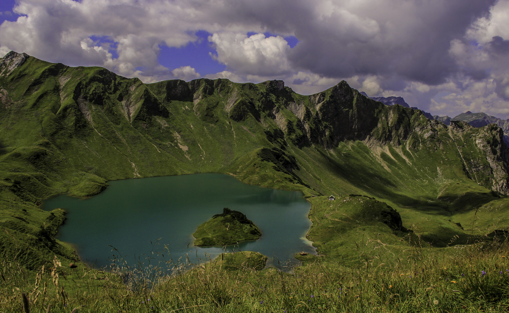 Türkisfarbiger Juwel im Allgäu