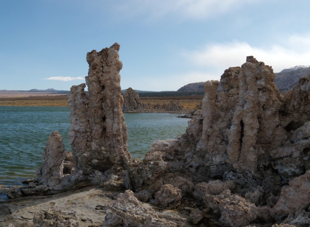 tufas at Mono Lake