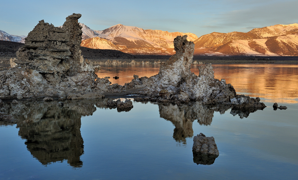 *tufas & reflections*