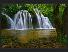 Tuffwasserfall bei Arbois - DRI