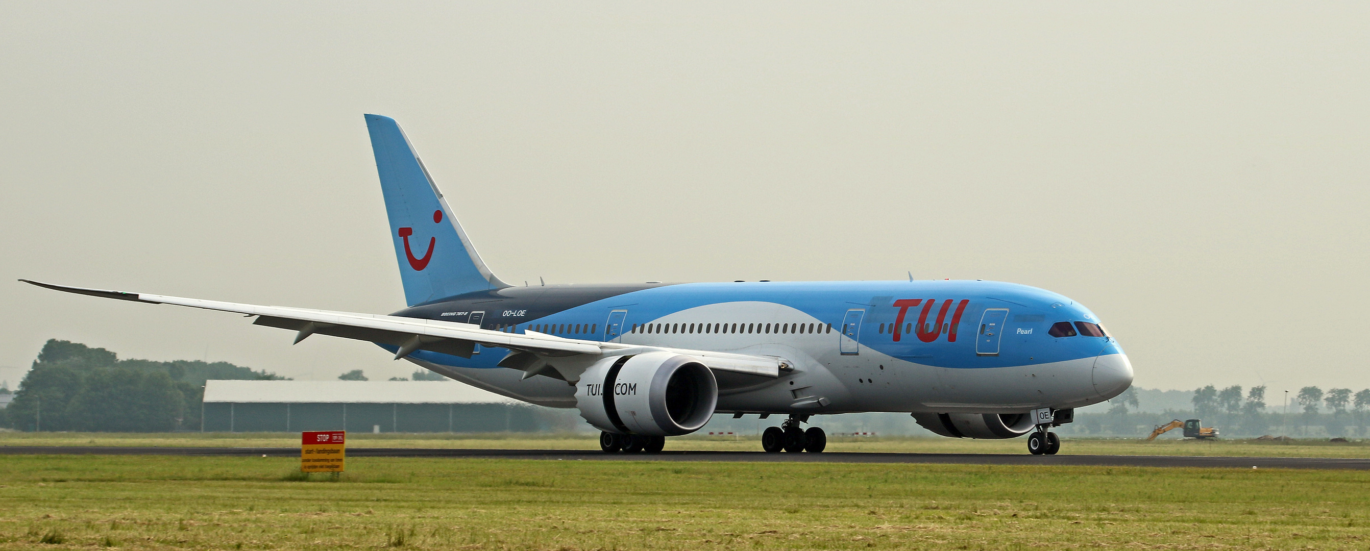 TUI AIRLINES BELGIUM