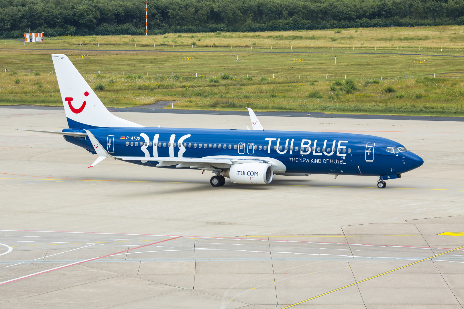 " TUI BLUE "