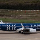 TUI BLUE BOEING 737-800 - Kennung D-ATUD 