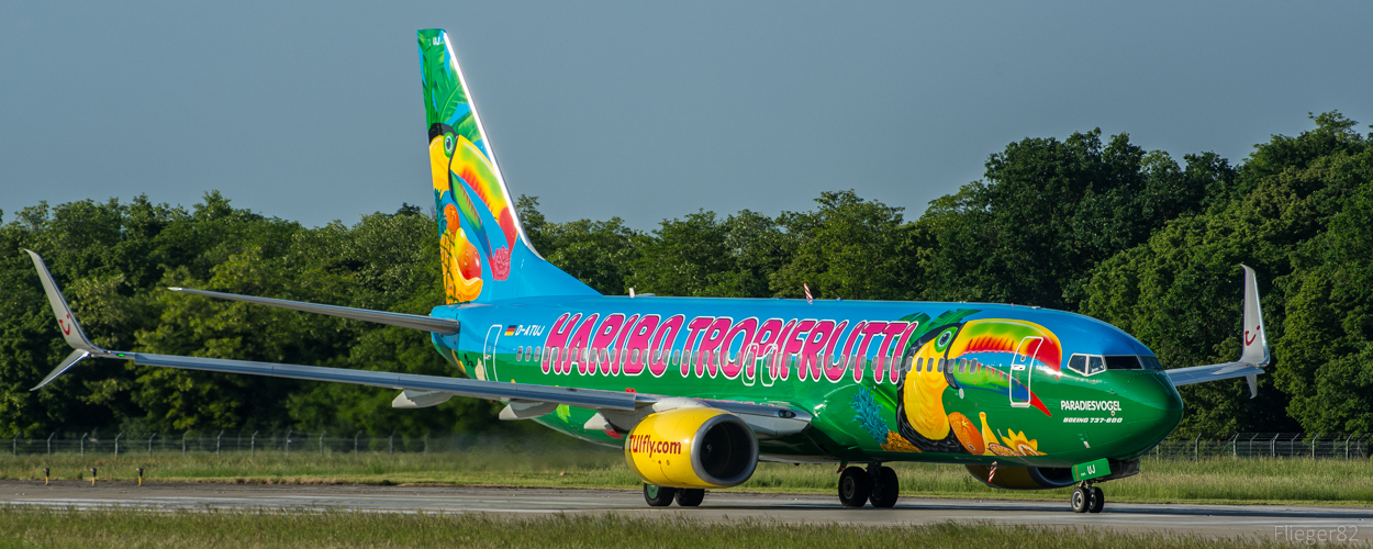 Tuifly 737 Tropifrutti D-ATUJ