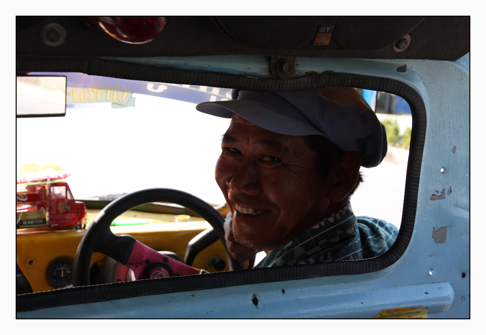 tuktuk-driver