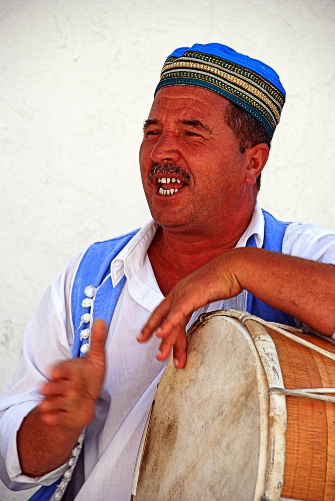 Tunisia : Il Suonatore di Tamburo