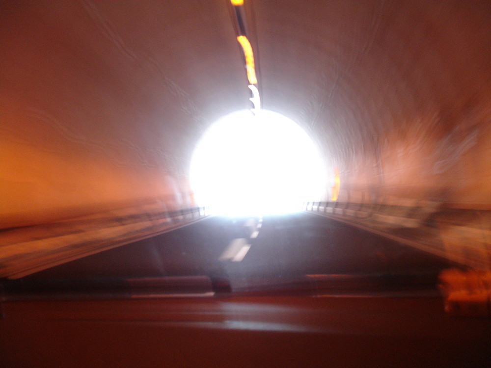 TUNNEL