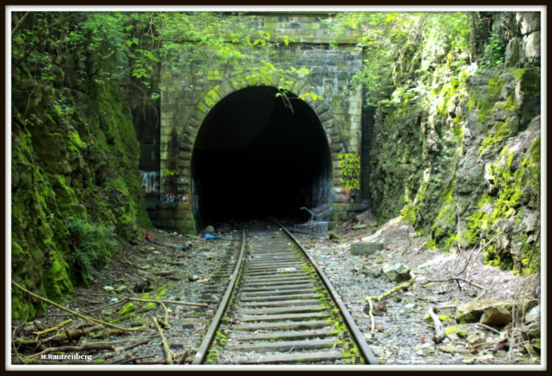 Tunnel