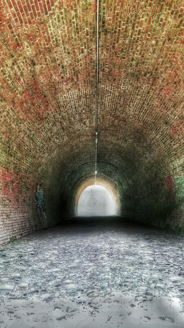 Tunnel