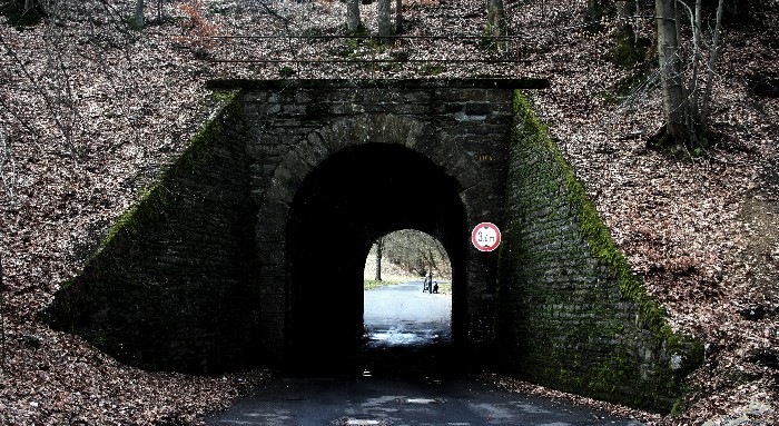 Tunnel