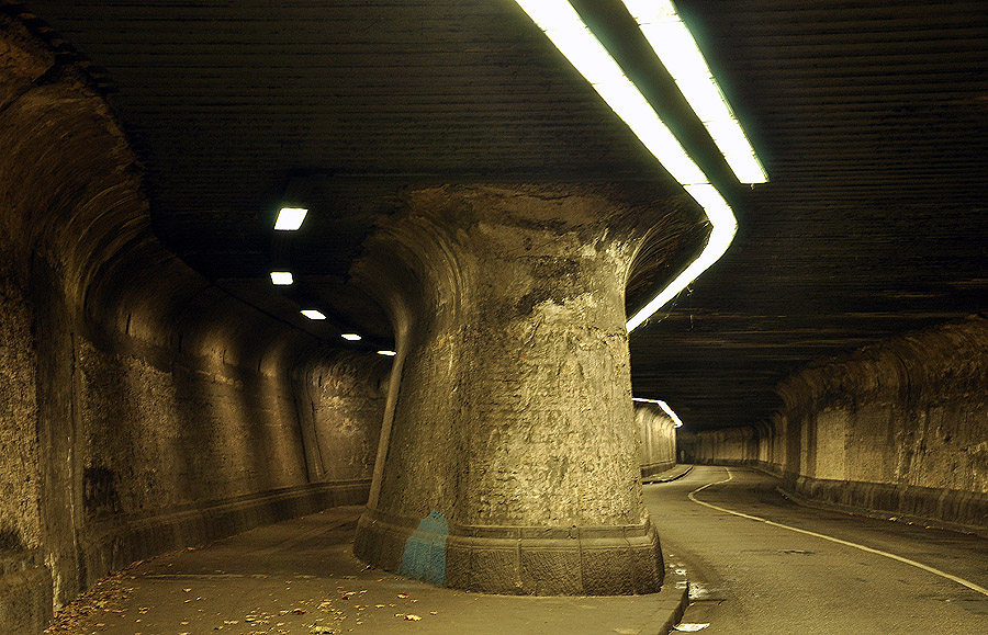 Tunnel