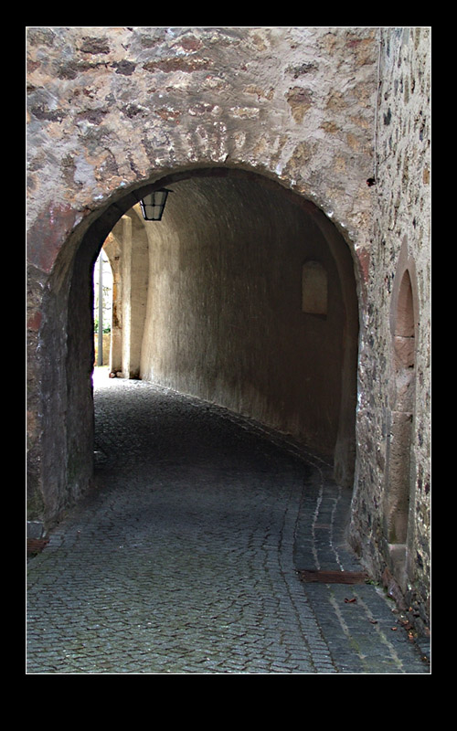 Tunnel im Schloss Lichtenberg