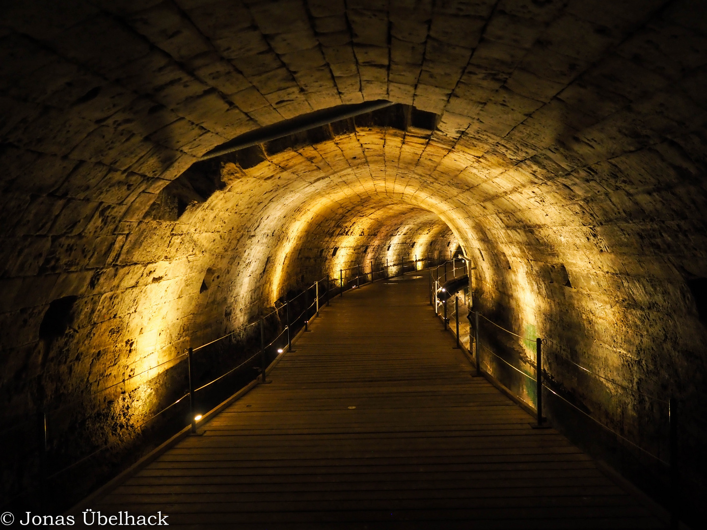 Tunnel in Akko