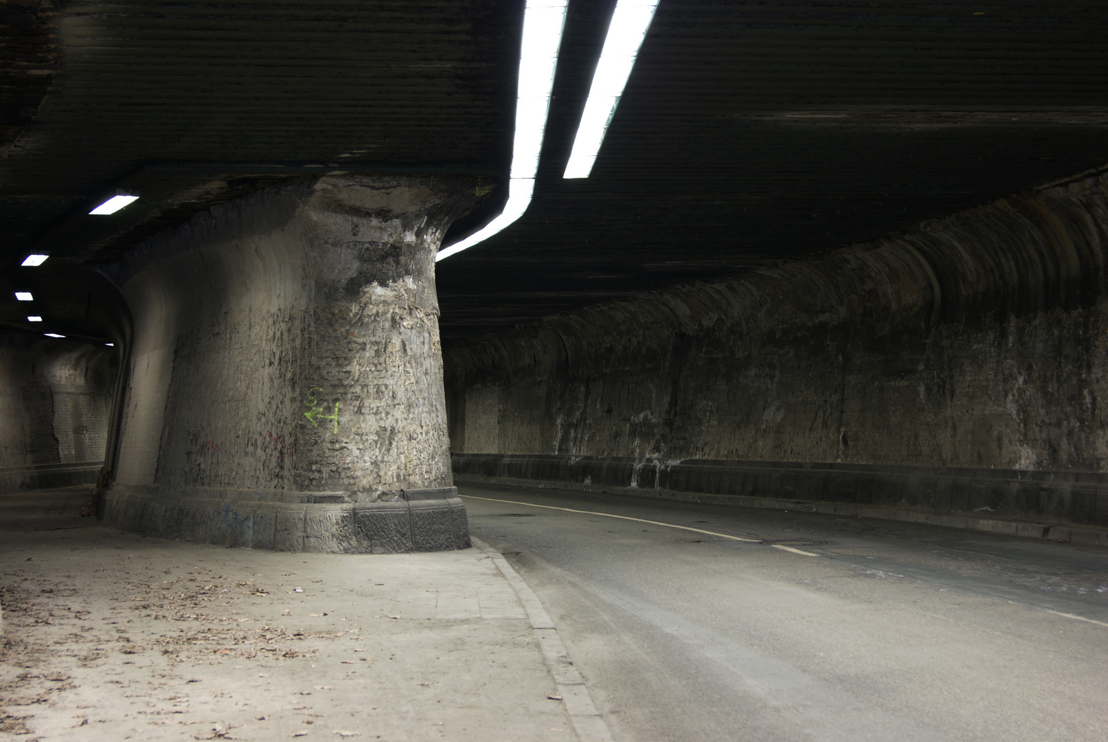 Tunnel - Krupp Stahlwerk Duisburg 1