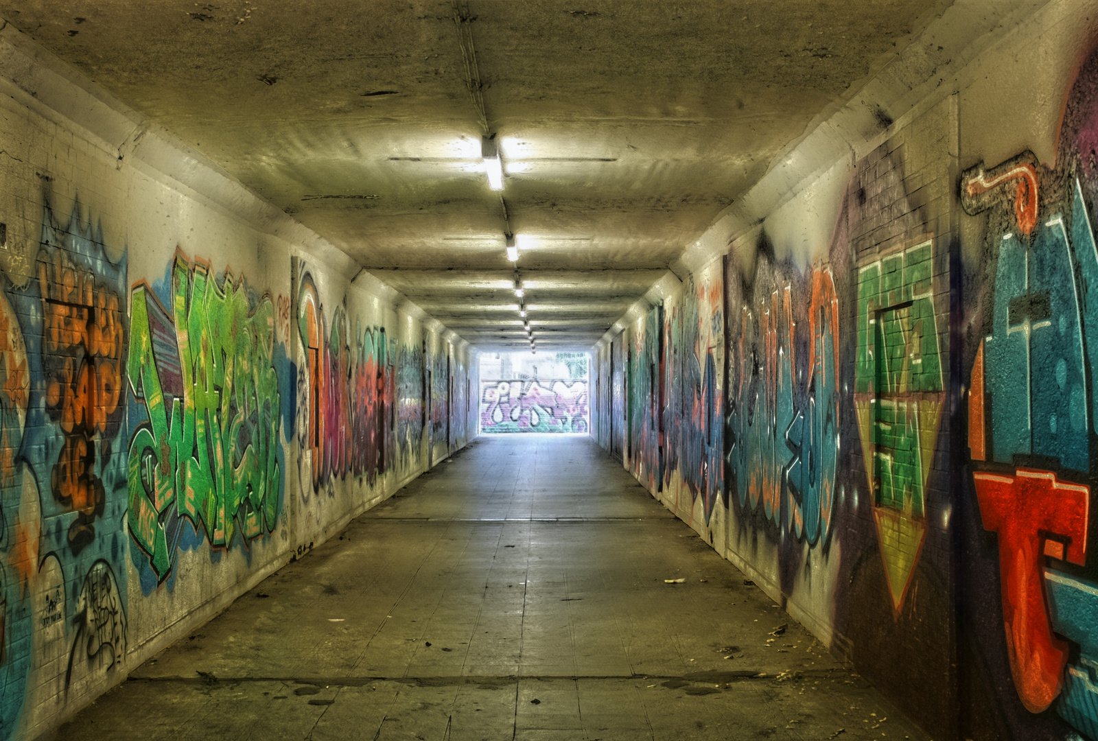 Tunnel of paint