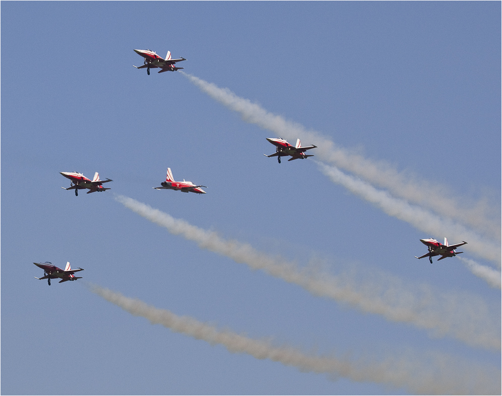 TUNNEL (PATROUILLE SUISSE 6)