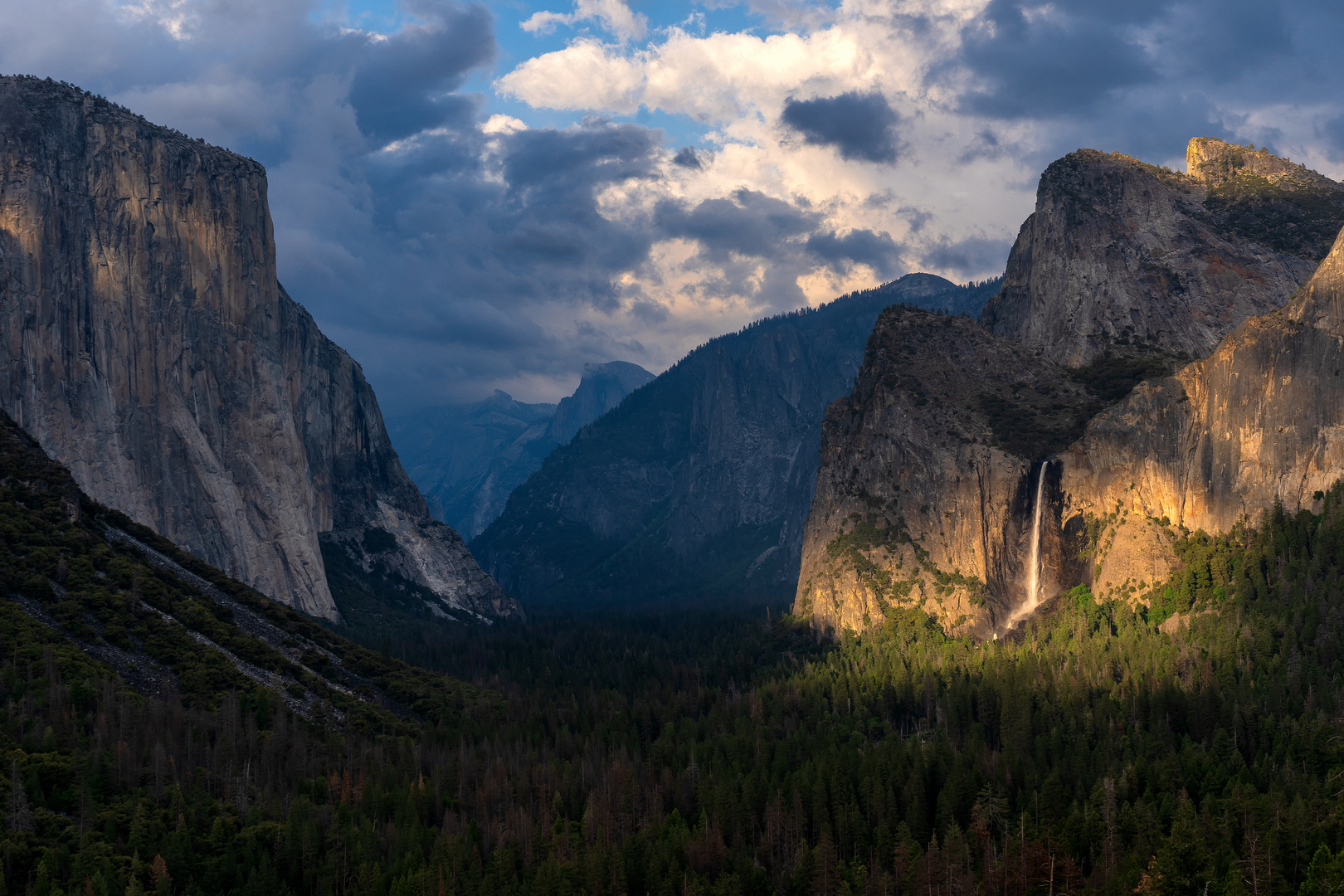 Tunnel View Yosemite