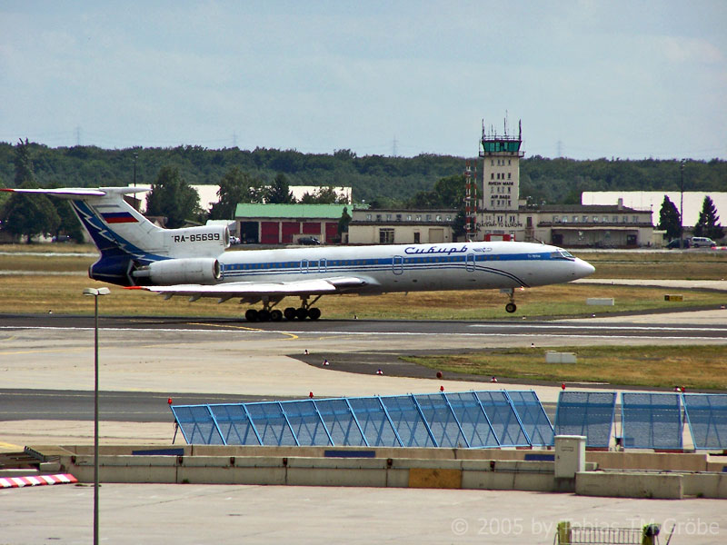 Tupolev 154 in Frankfurt a.M.