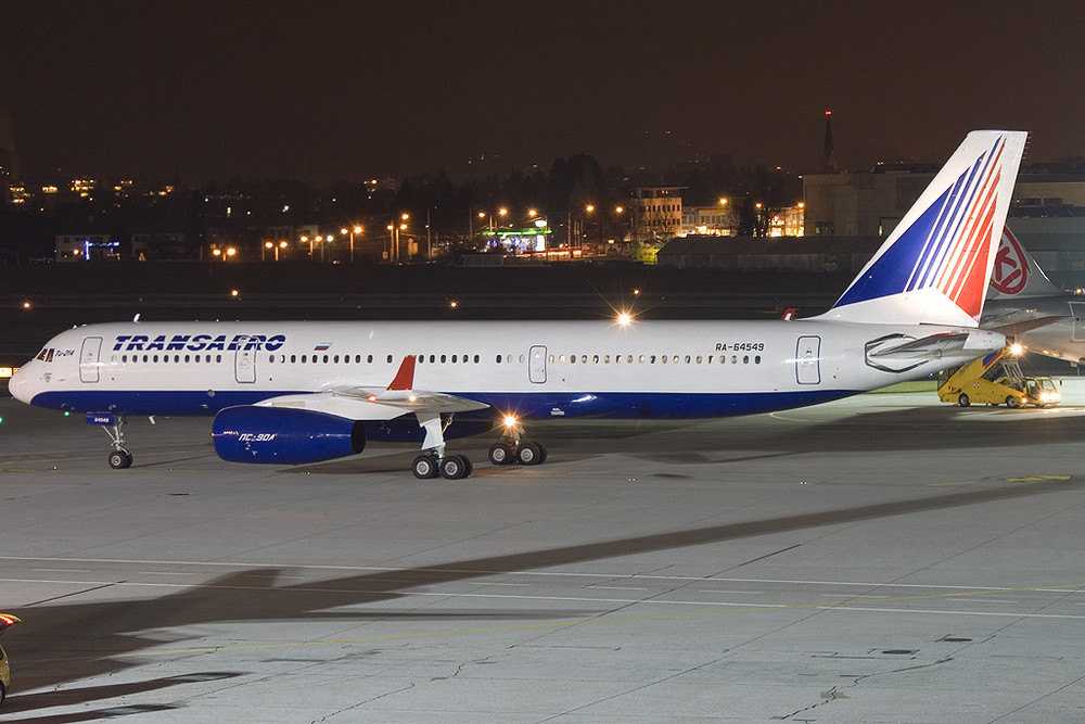 Tupolev 214 - Transaero - Salzburg