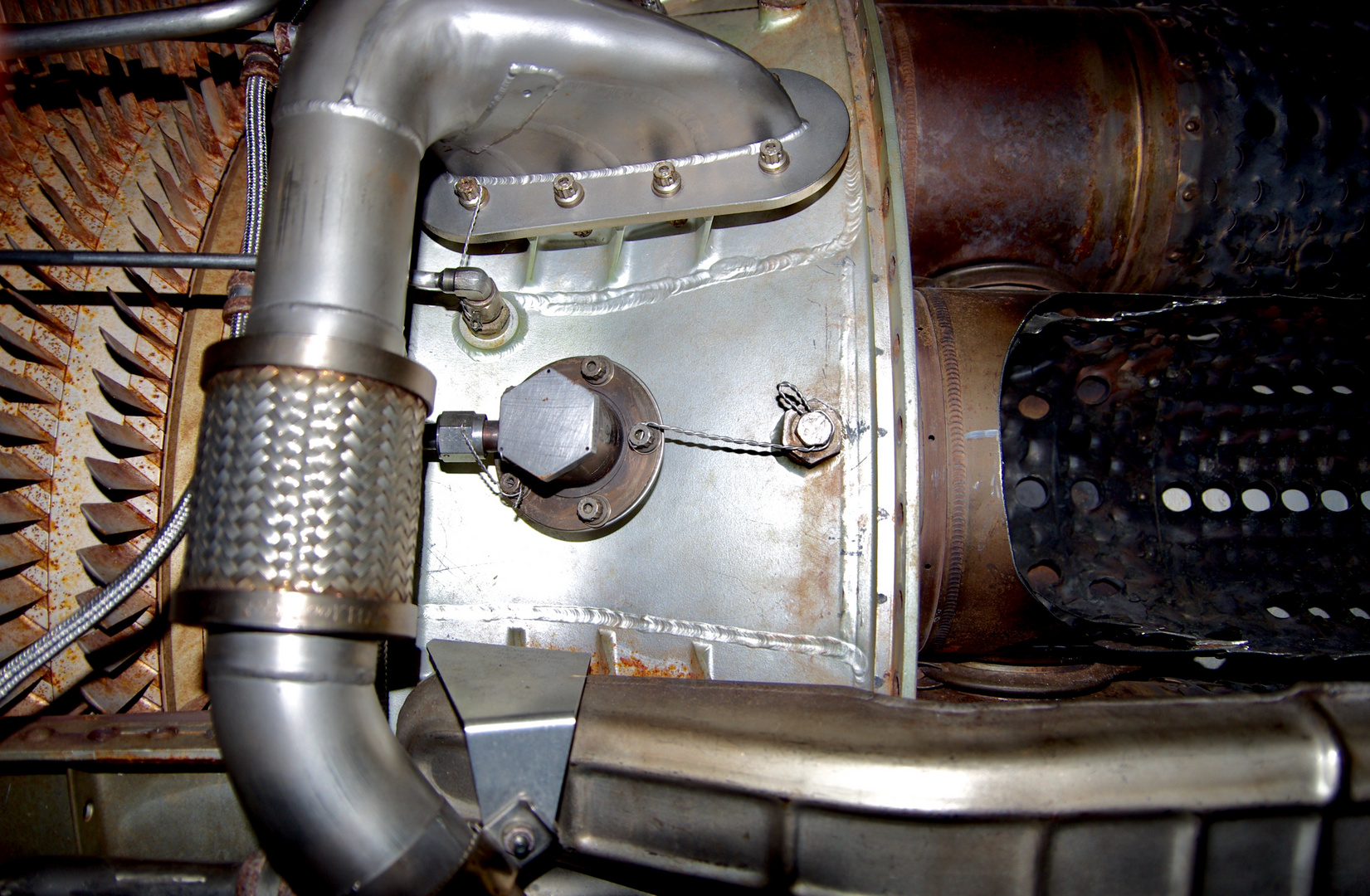 turbine engine detail