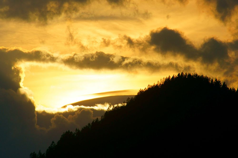 Turbulente Wetterkapriolen / Surselva