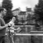 Turistas; corriendo por Paris