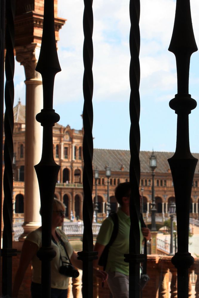 turistas en la Plaza de España