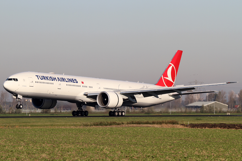 Turkish Airlines 777 300