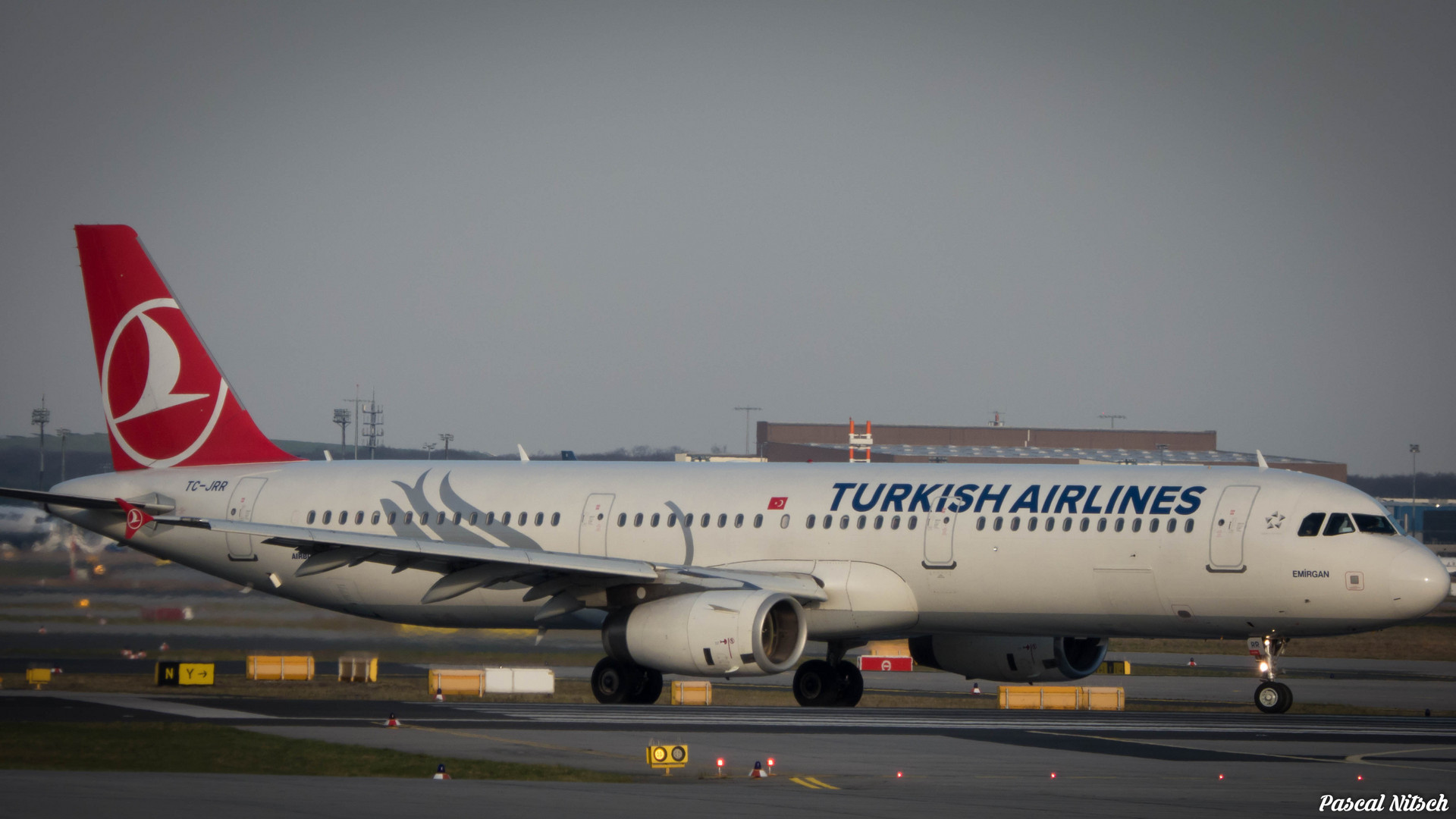 Turkish Airlines Airbus A321-231