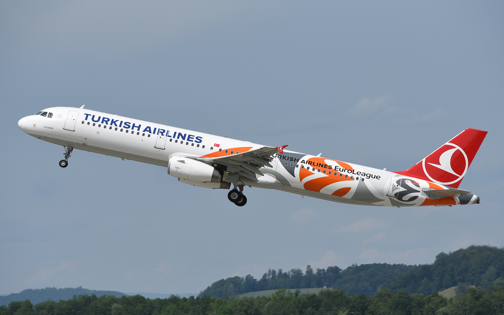 Turkish Airlines Airbus A321-231 TC-JRO Euroleague