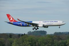 Turkish Airlines Airbus A330-300 TC-JOH