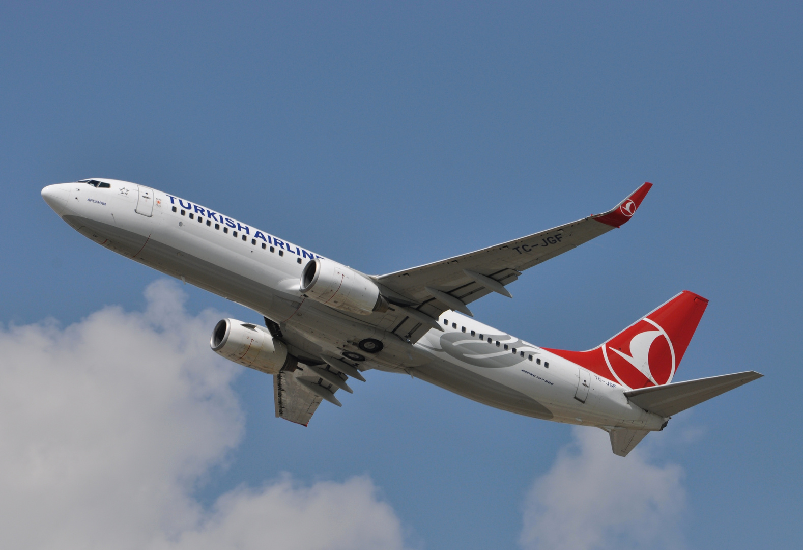 Turkish Airlines TC-JGF