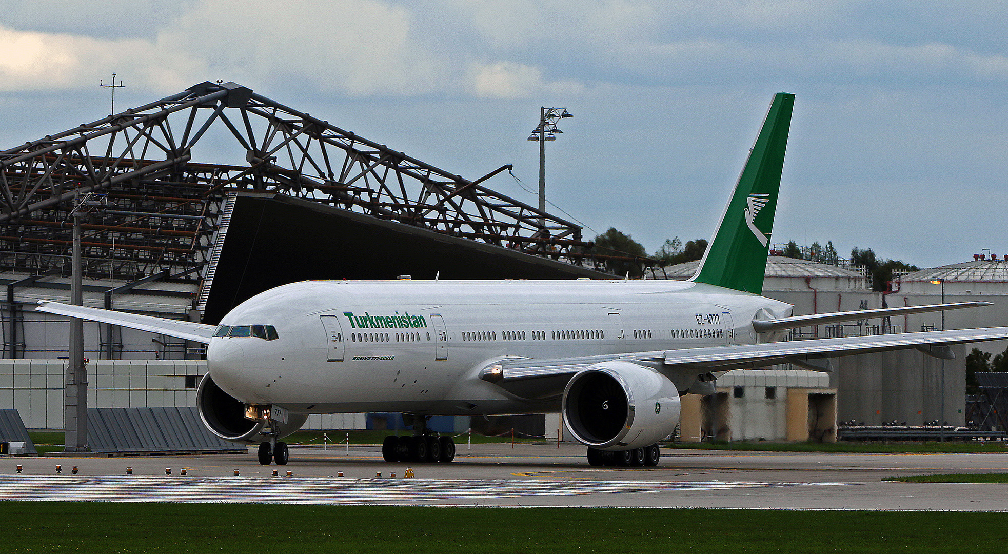 TURKMENISTAN AIRLINES / Gvmt.