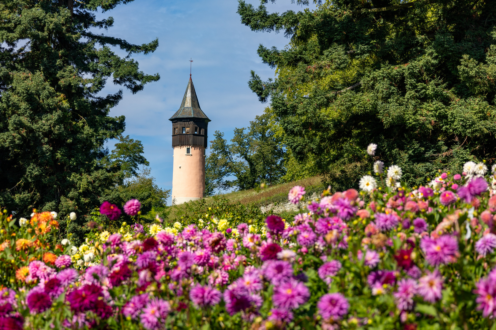 Turm auf der Insel Mainau