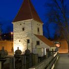 Turm bei Nacht