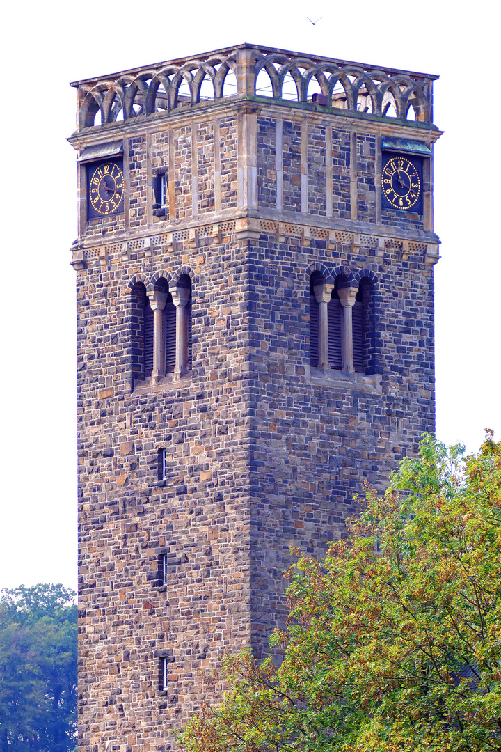 Turm der Hauptkirche Sonnborn