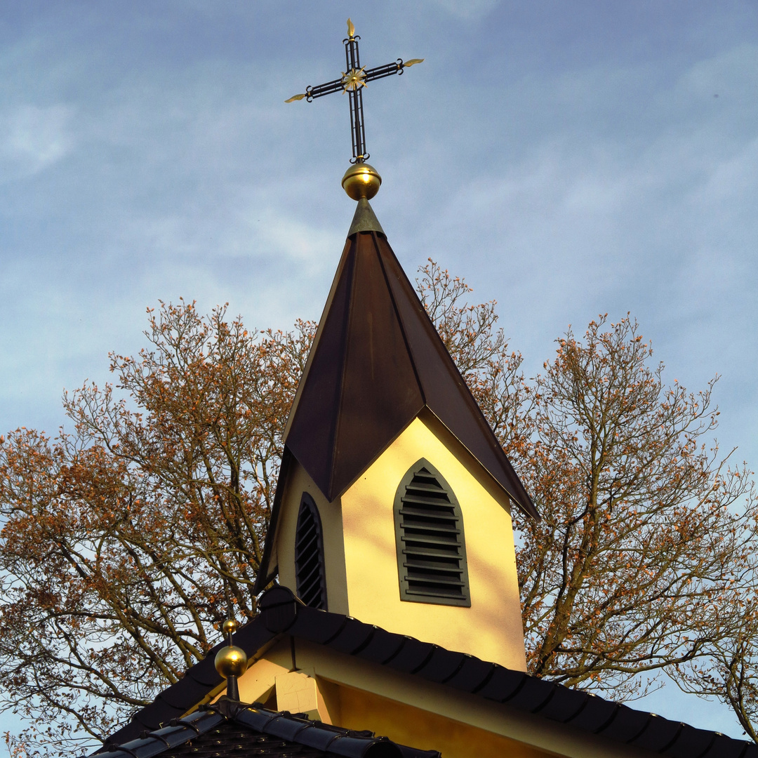 Turm der Pauklus Kapelle in Zeutern