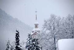 Turm der Pfarrkirche "Maria Loreto"