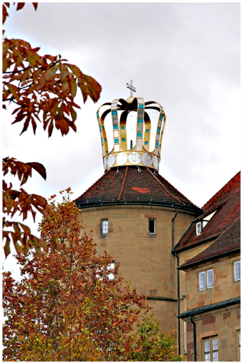 Turm des Alten Schlosses in Stuttgart mit Krone