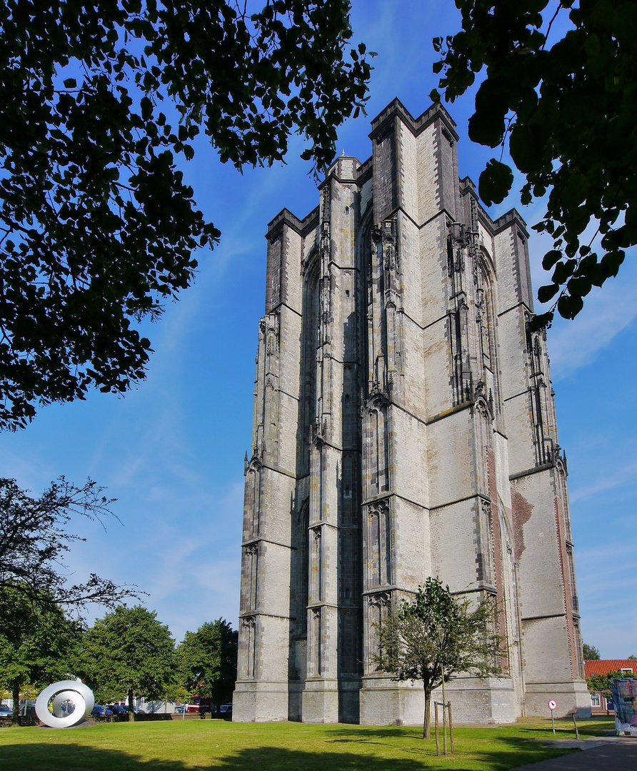 Turm des Sint-Lievens-Münsters