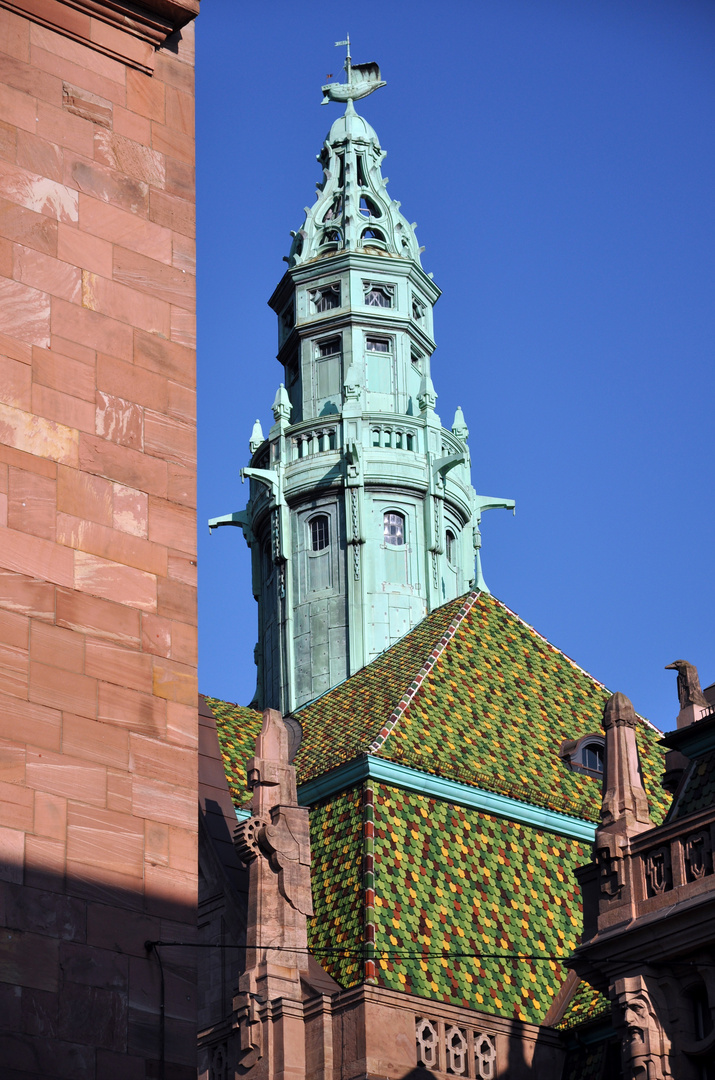 Turm des Stahlhofs in Düsseldorf