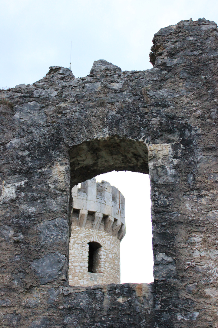 Turm im Fenster