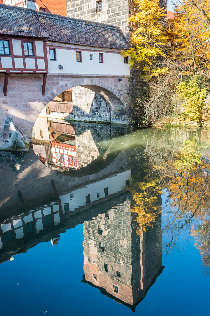 Turm im Wasser