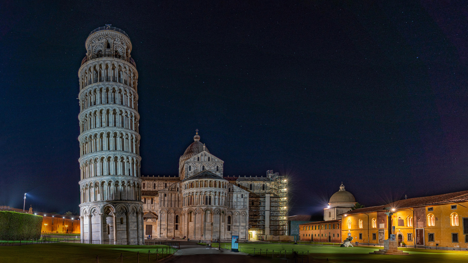 Turm in der Nacht