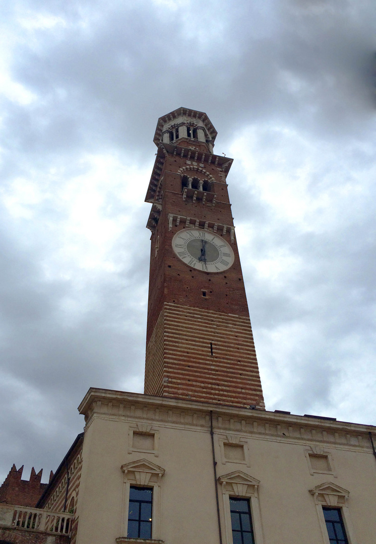 Turm in Verona