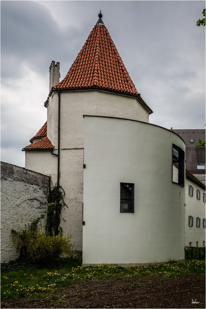 Turm mit Schild