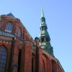 Turm und Schiff der St.-Peter-Kirche in Riga