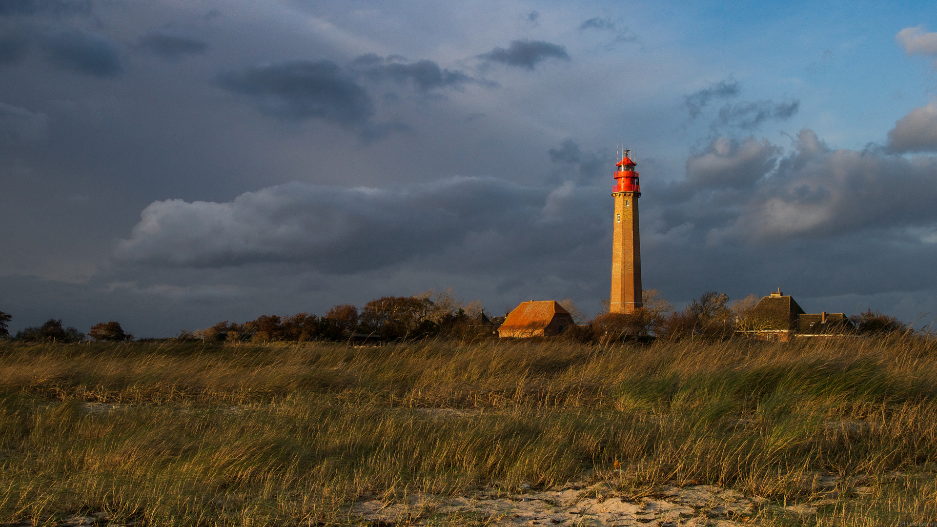 Turm vor dem Sturm