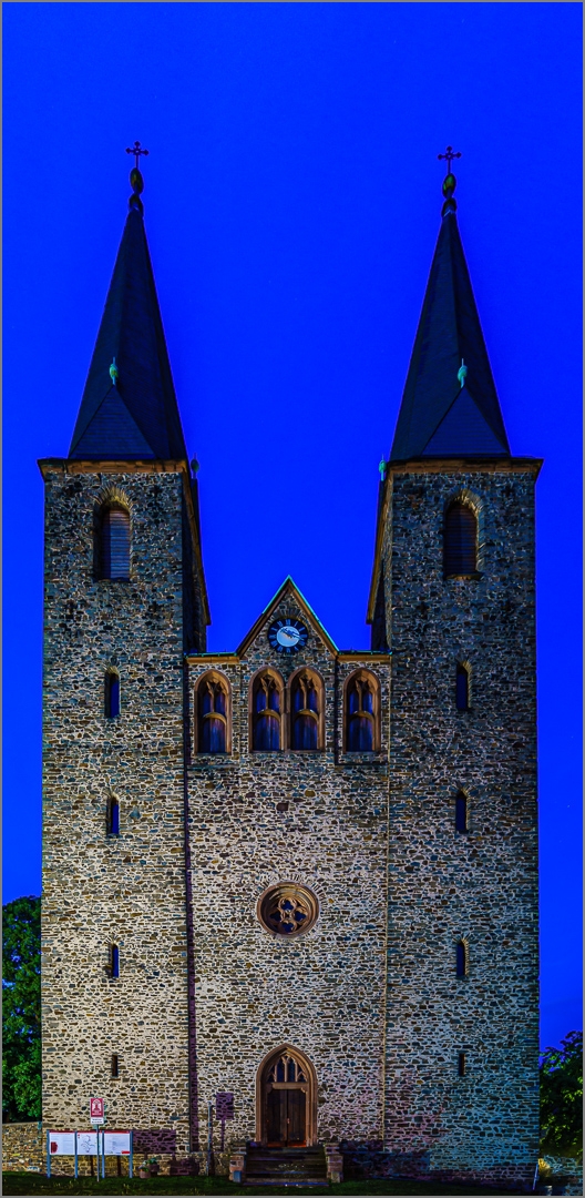 Turmfront Klosterkirche Hillersleben 