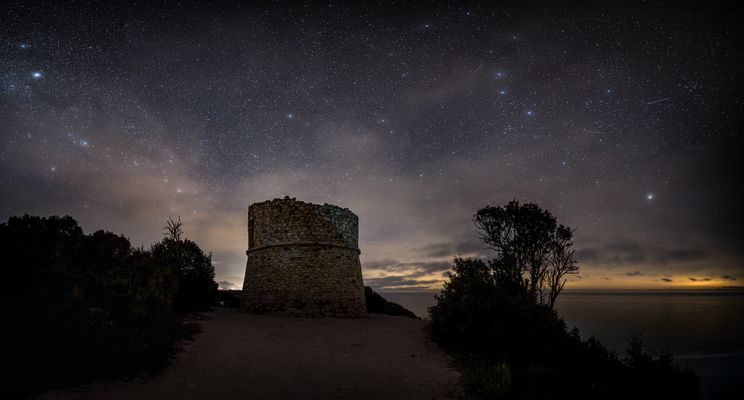 * Turmruine Corsika *